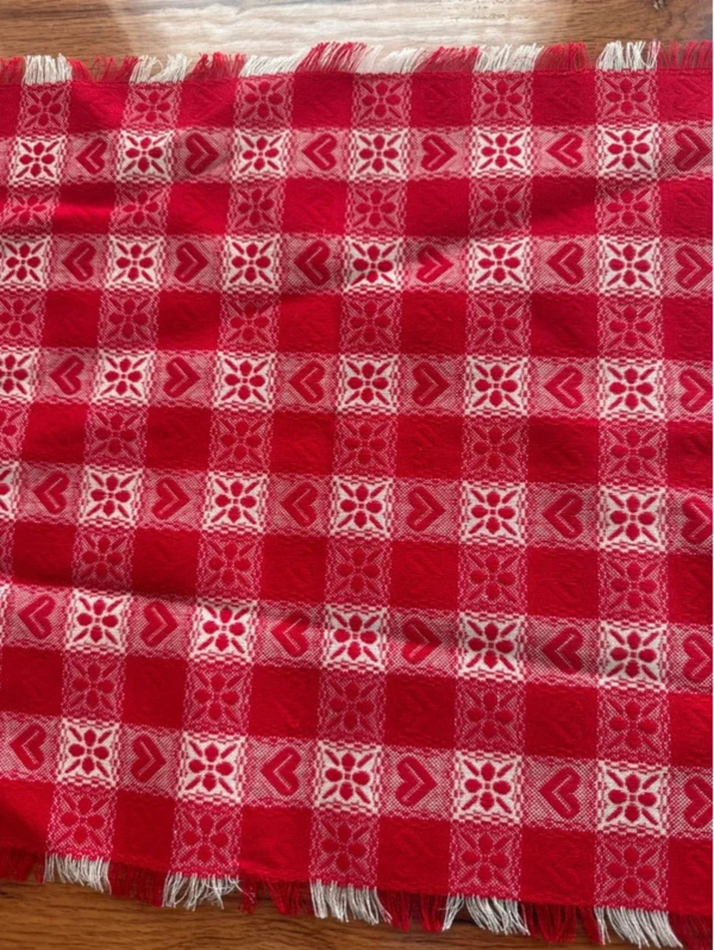 Vintage table runner